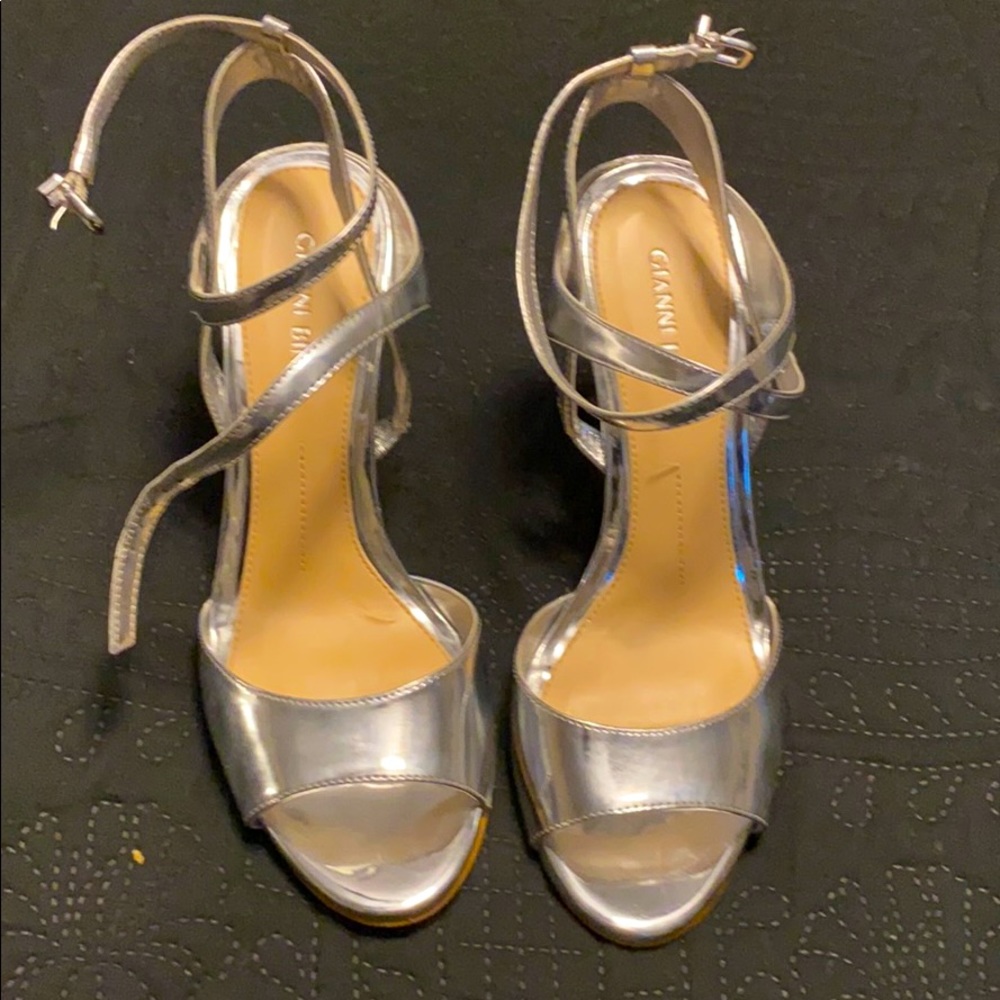 Gianni Bini Women’s Heels 4”